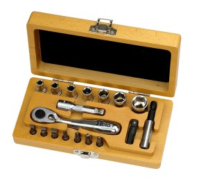 Zestaw 18 narzędzi stalowych w drewnianym pudełku Felo XS Classic 1/4"